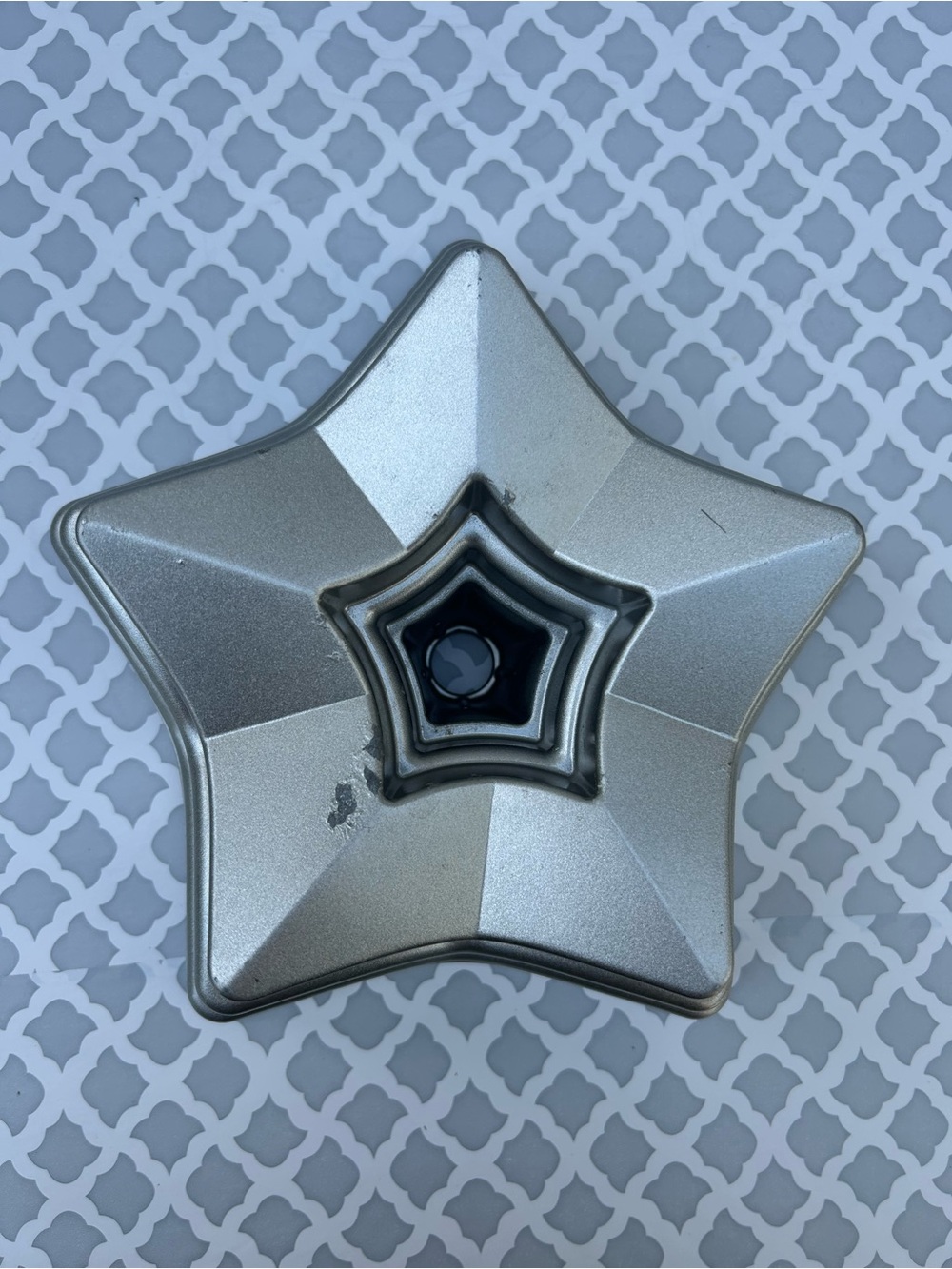Nordic Ware Tri-star Bundt pan